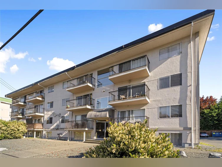5-1630 Crescent View Drive, Nanaimo, BC, V9S 2N5