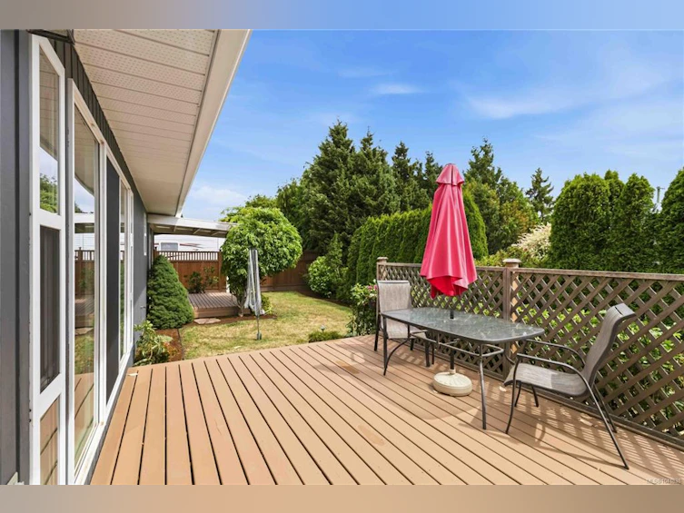 1131 Holly Park Road, Central Saanich, BC, V8M 1E6 - 30
