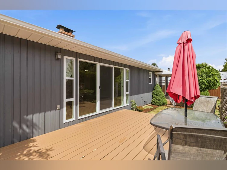 1131 Holly Park Road, Central Saanich, BC, V8M 1E6 - 31
