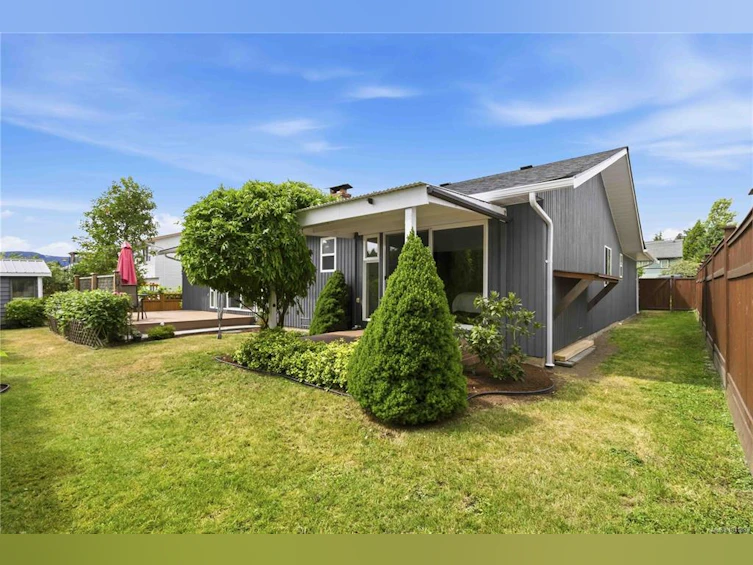 1131 Holly Park Road, Central Saanich, BC, V8M 1E6 - 34