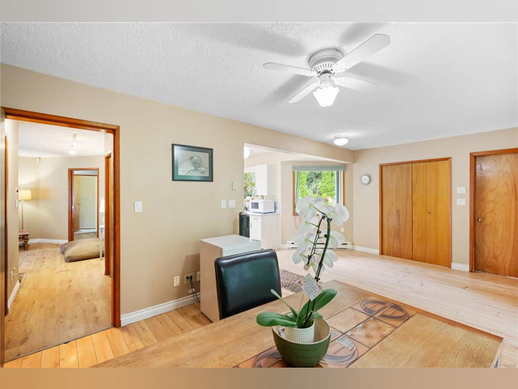 2-1215 Stelly's Cross Road, Central Saanich, BC, V8M 1H3 - 13