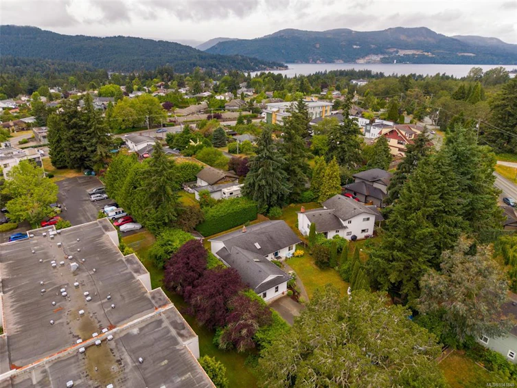 2-1215 Stelly's Cross Road, Central Saanich, BC, V8M 1H3 - 59