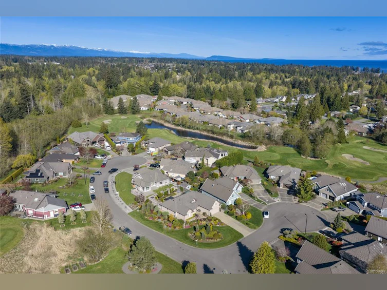 1240 Prestwick Place, French Creek, BC, V9P 2W2 - 55