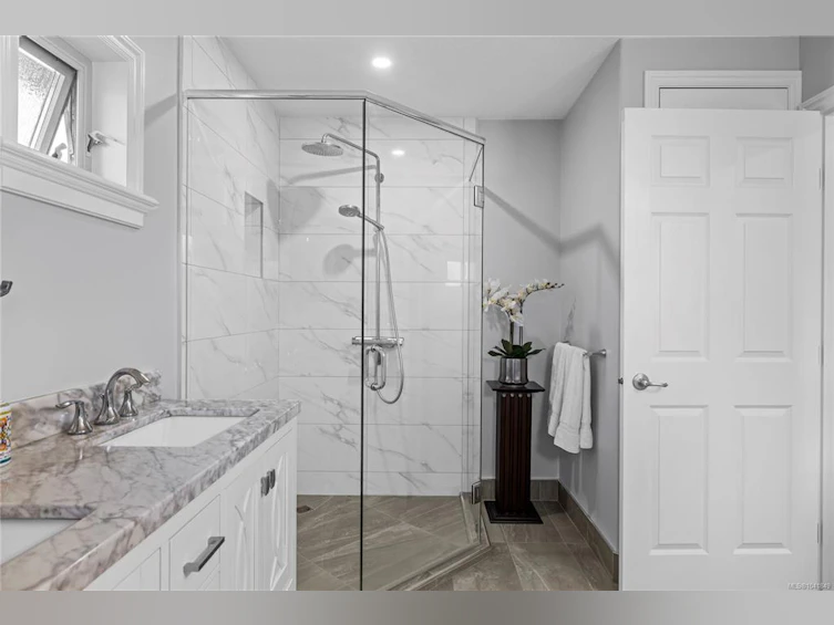 1240 Prestwick Place, French Creek, BC, V9P 2W2 - 36