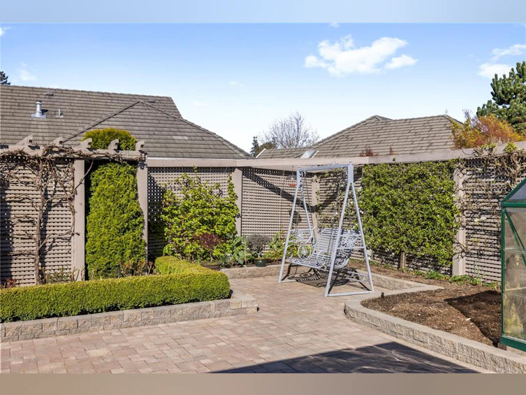 1240 Prestwick Place, French Creek, BC, V9P 2W2 - 12