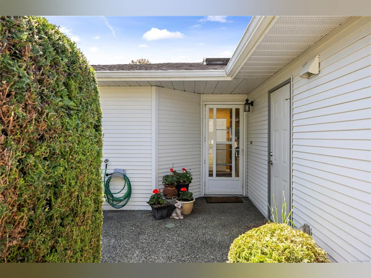 24-450 Bay Avenue, Parksville, BC, V9P 2K2 - 14