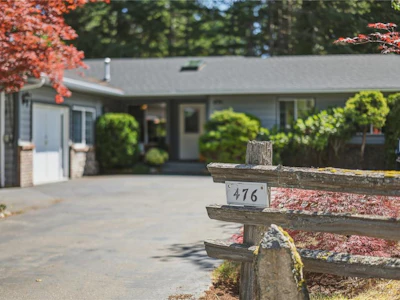 476 Qualicum Road - 2