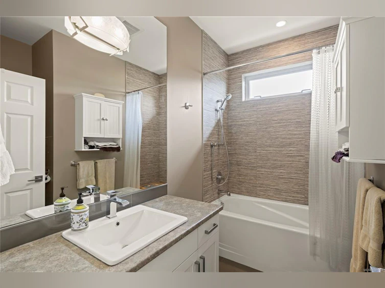 1784 Admiral Tryon Boulevard, French Creek, BC, V9P 2V2 - 36