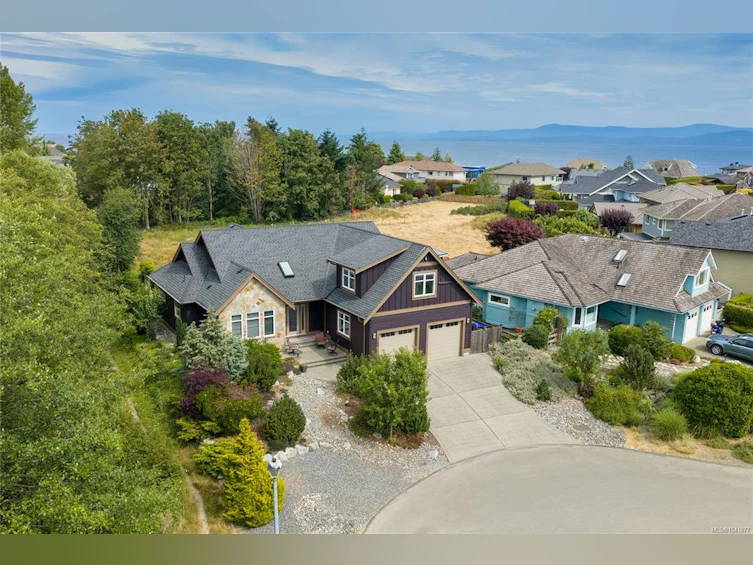 1784 Admiral Tryon Boulevard, French Creek, BC, V9P 2V2 - 13