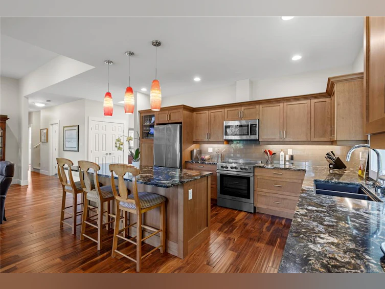 1784 Admiral Tryon Boulevard, French Creek, BC, V9P 2V2 - 5
