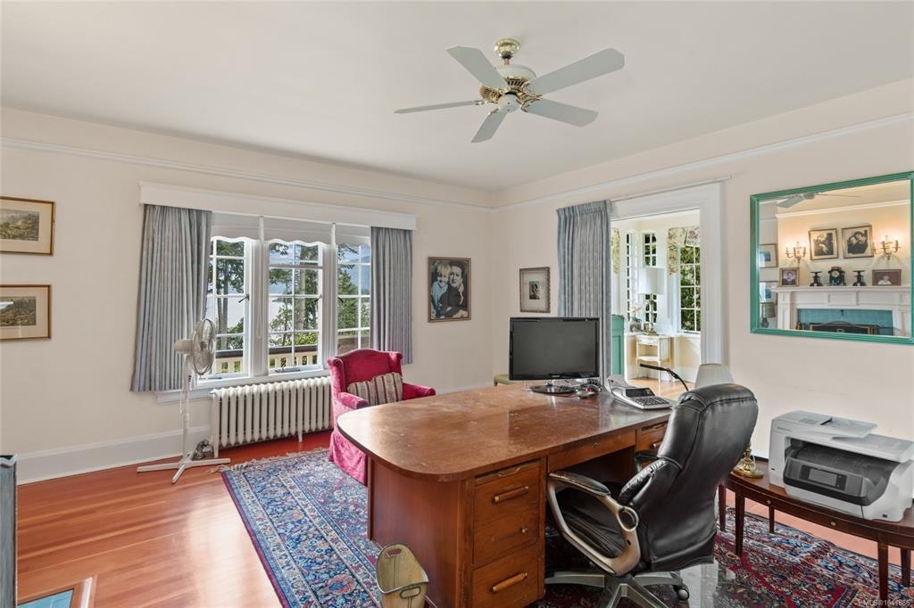 605 Senanus Drive, Central Saanich, BC, V8M 1S6 - 28