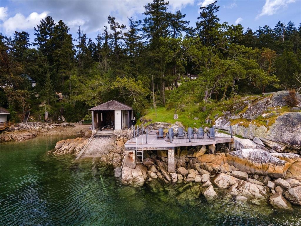 605 Senanus Drive, Central Saanich, BC, V8M 1S6 - 56