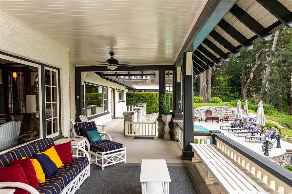 605 Senanus Drive, Central Saanich, BC, V8M 1S6 - 50