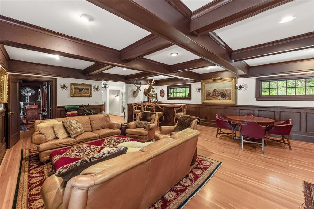 605 Senanus Drive, Central Saanich, BC, V8M 1S6 - 20