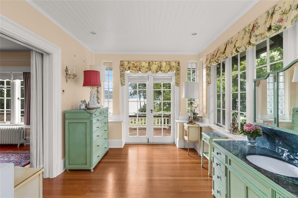 605 Senanus Drive, Central Saanich, BC, V8M 1S6 - 30