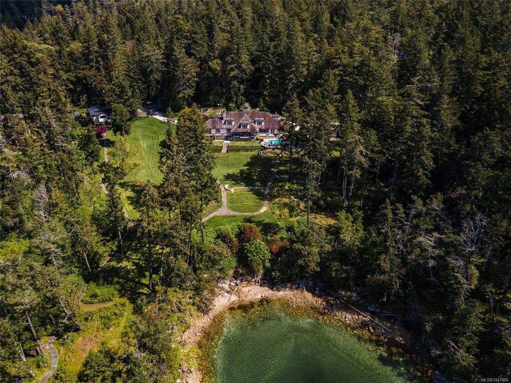 605 Senanus Drive, Central Saanich, BC, V8M 1S6 - 71