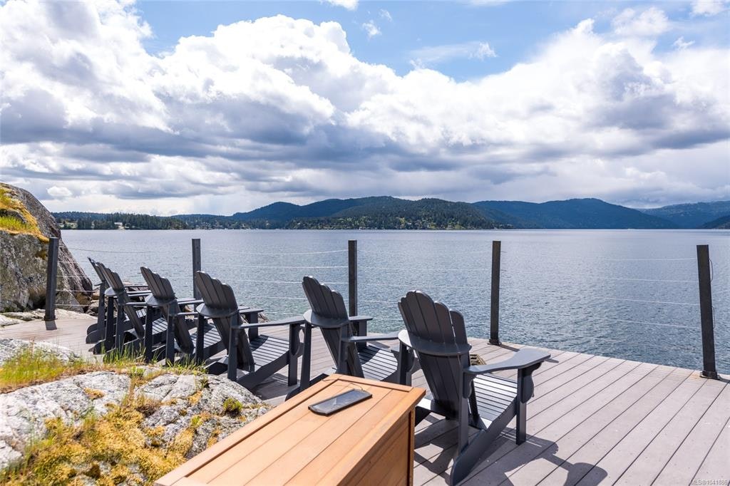 605 Senanus Drive, Central Saanich, BC, V8M 1S6 - 58