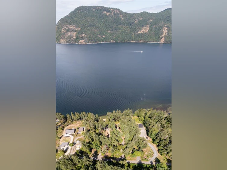 8801 Stoney Hill Road, Duncan, BC, V9L 6Y6 - 4