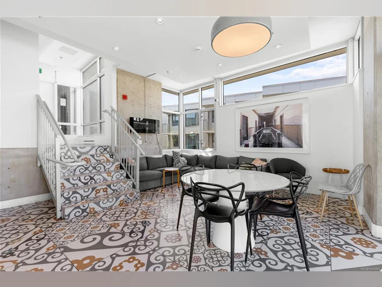 M09-456 Pandora Avenue, Victoria, BC, V8W 0E3 - 25