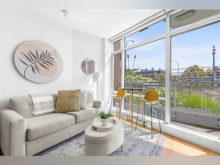 M09-456 Pandora Avenue, Victoria, BC, V8W 0E3 - 4