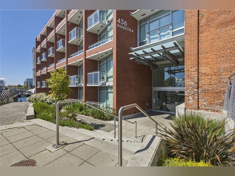 M09-456 Pandora Avenue, Victoria, BC, V8W 0E3 - 15