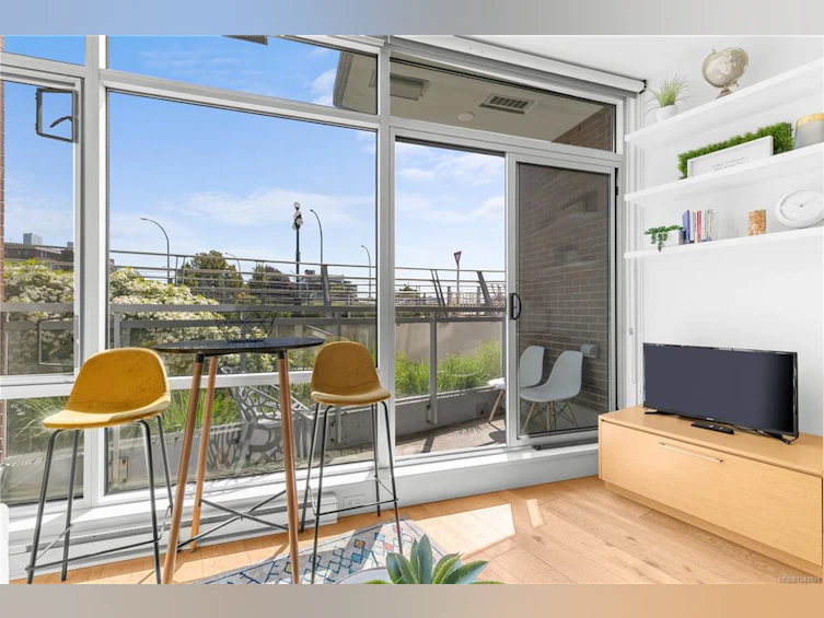 M09-456 Pandora Avenue, Victoria, BC, V8W 0E3 - 8