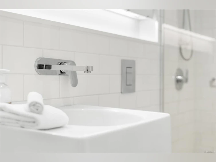 M09-456 Pandora Avenue, Victoria, BC, V8W 0E3 - 12