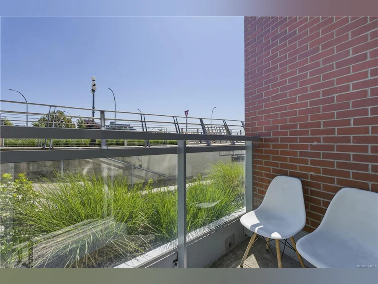 M09-456 Pandora Avenue, Victoria, BC, V8W 0E3 - 18