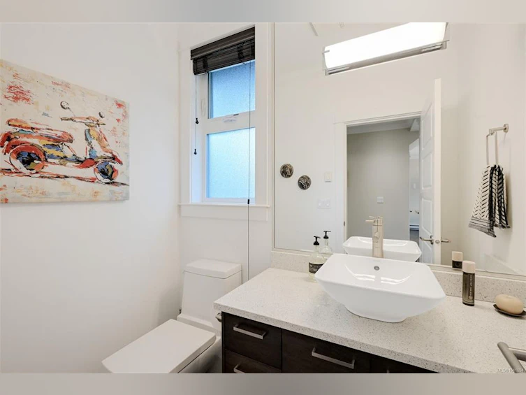 1255 Richardson Street, Victoria, BC, V8V 3E2 - 48