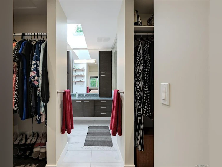 1255 Richardson Street, Victoria, BC, V8V 3E2 - 32