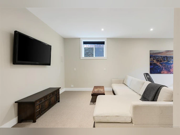 1255 Richardson Street, Victoria, BC, V8V 3E2 - 54