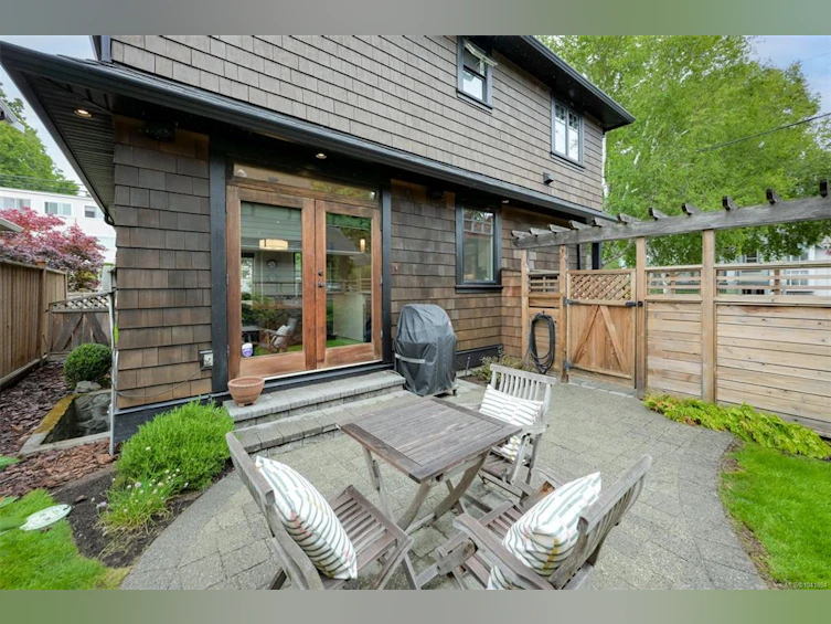 1255 Richardson Street, Victoria, BC, V8V 3E2 - 22