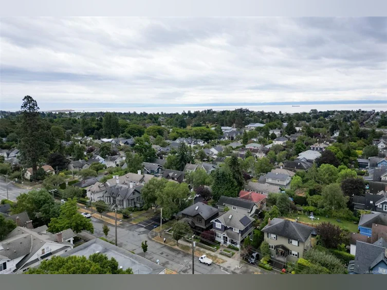 1255 Richardson Street, Victoria, BC, V8V 3E2 - 73
