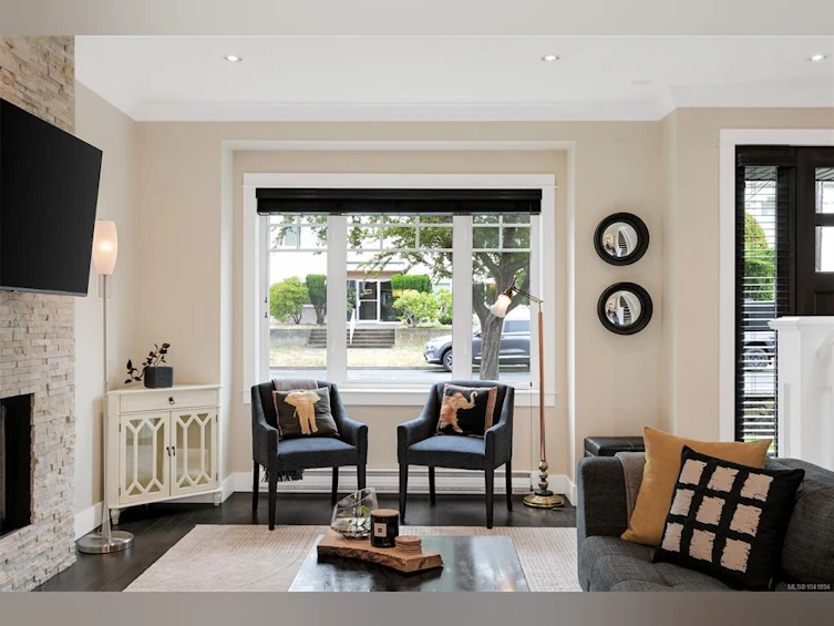 1255 Richardson Street, Victoria, BC, V8V 3E2 - 10