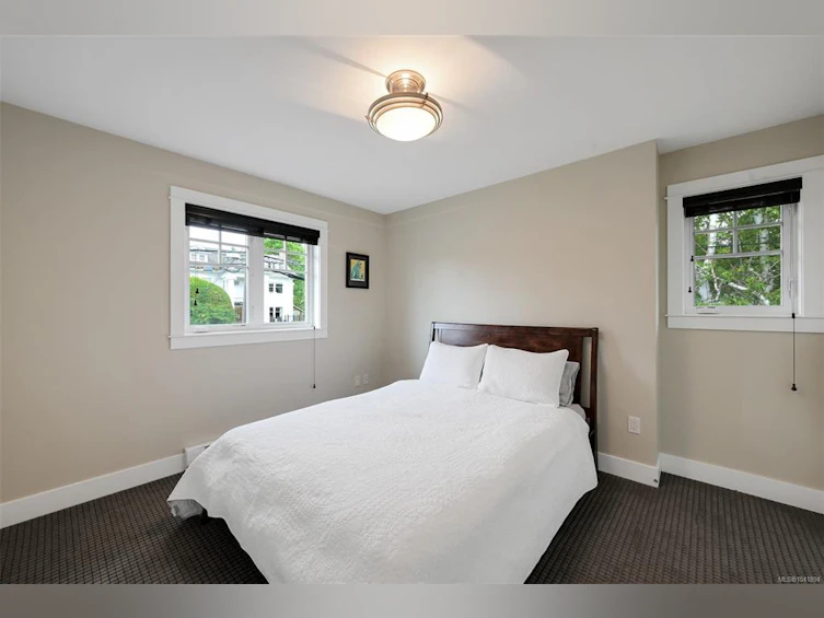 1255 Richardson Street, Victoria, BC, V8V 3E2 - 40
