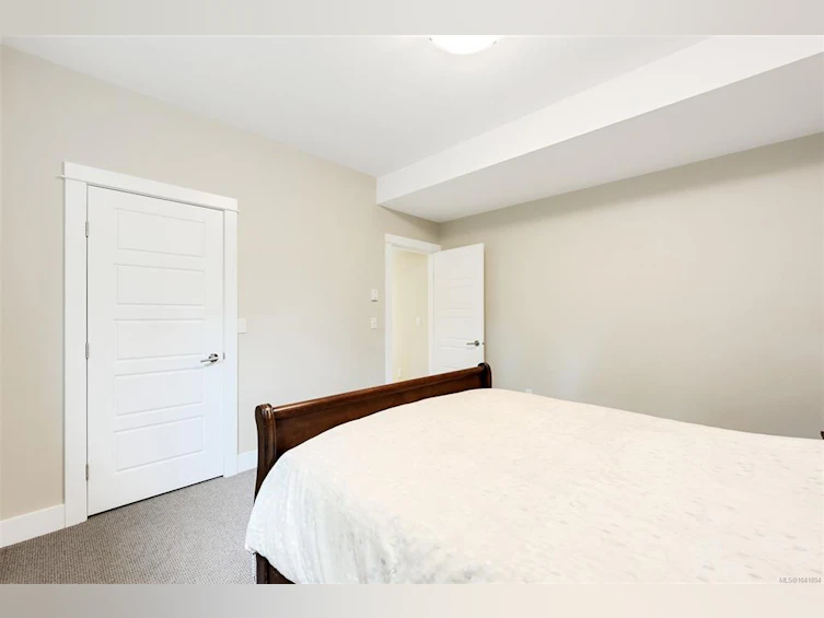 1255 Richardson Street, Victoria, BC, V8V 3E2 - 57