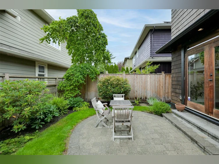 1255 Richardson Street, Victoria, BC, V8V 3E2 - 20