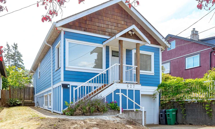 627 Kennedy Street