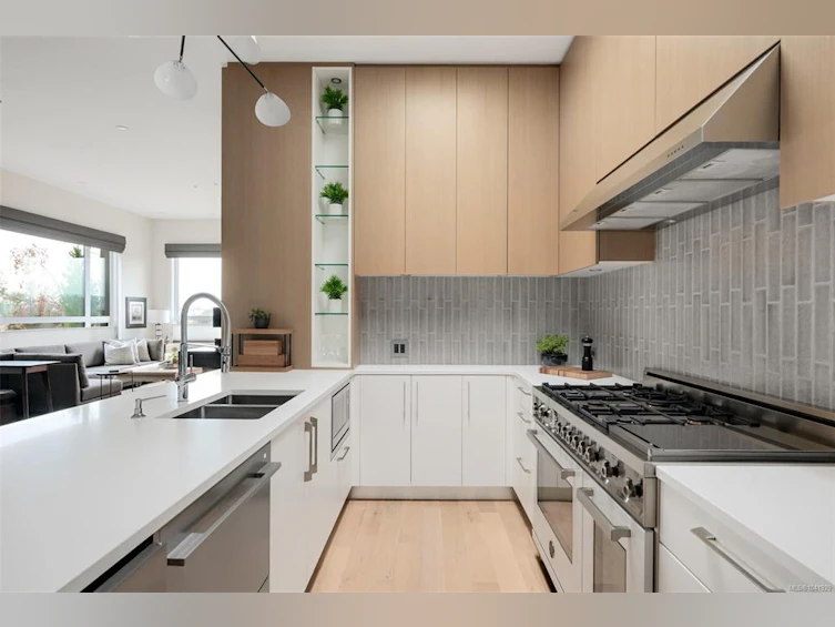 PH5-2285 Bowker Avenue, Oak Bay, BC, V8R 2E2 - 13