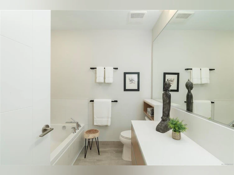 PH5-2285 Bowker Avenue, Oak Bay, BC, V8R 2E2 - 25