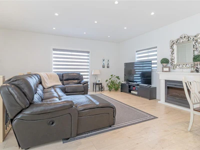1953 Farleigh Way - 5