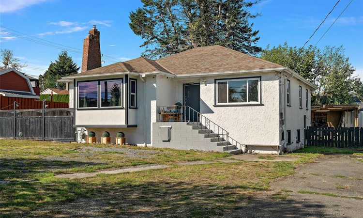 6484 Sooke Road