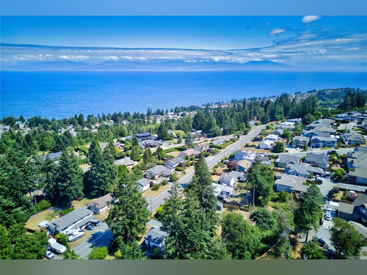 5524-5526 Lost Lake Road, Nanaimo, BC, V9T 5G4 - 82