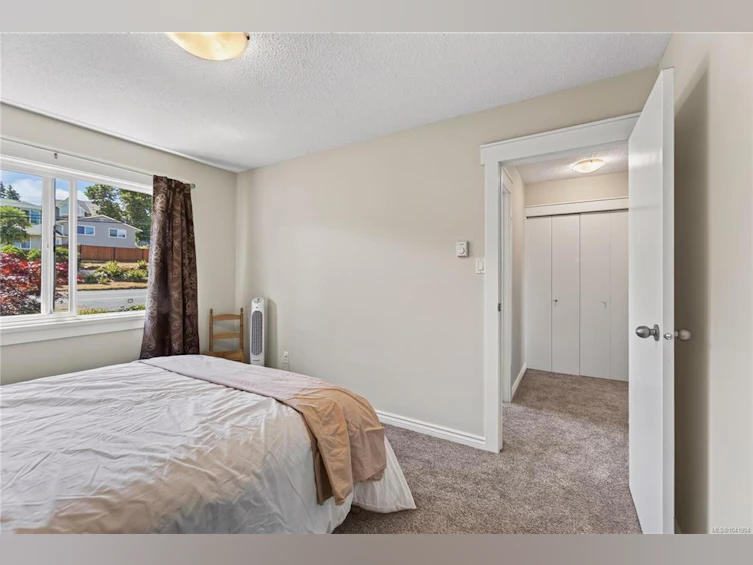 5524-5526 Lost Lake Road, Nanaimo, BC, V9T 5G4 - 26