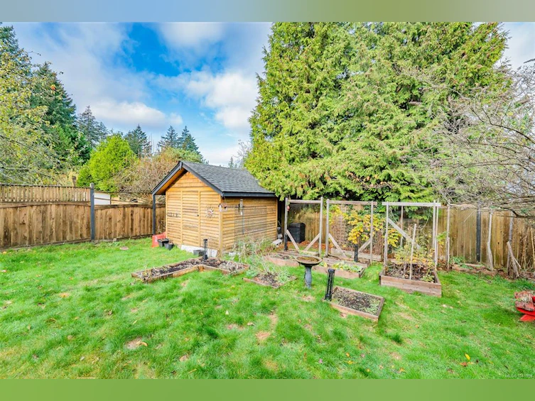 5524-5526 Lost Lake Road, Nanaimo, BC, V9T 5G4 - 70