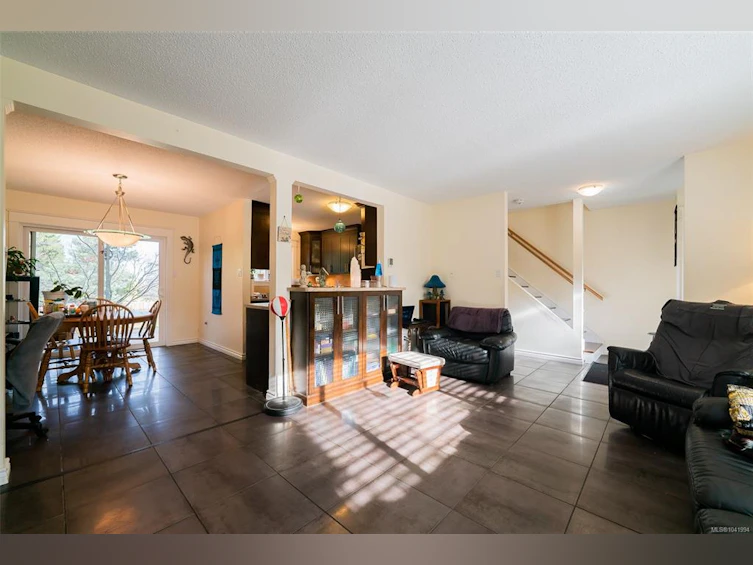 5524-5526 Lost Lake Road, Nanaimo, BC, V9T 5G4 - 54