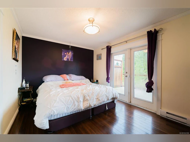 5524-5526 Lost Lake Road, Nanaimo, BC, V9T 5G4 - 56