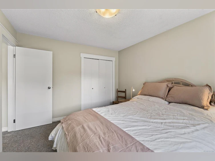 5524-5526 Lost Lake Road, Nanaimo, BC, V9T 5G4 - 25