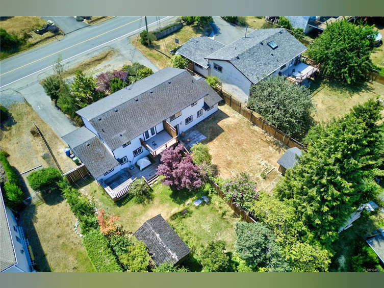 5524-5526 Lost Lake Road, Nanaimo, BC, V9T 5G4 - 78