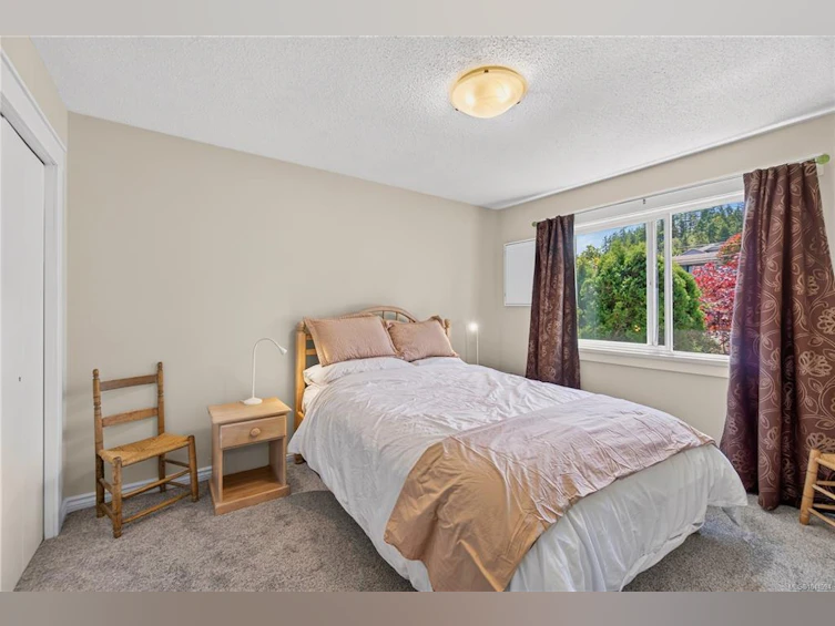5524-5526 Lost Lake Road, Nanaimo, BC, V9T 5G4 - 23